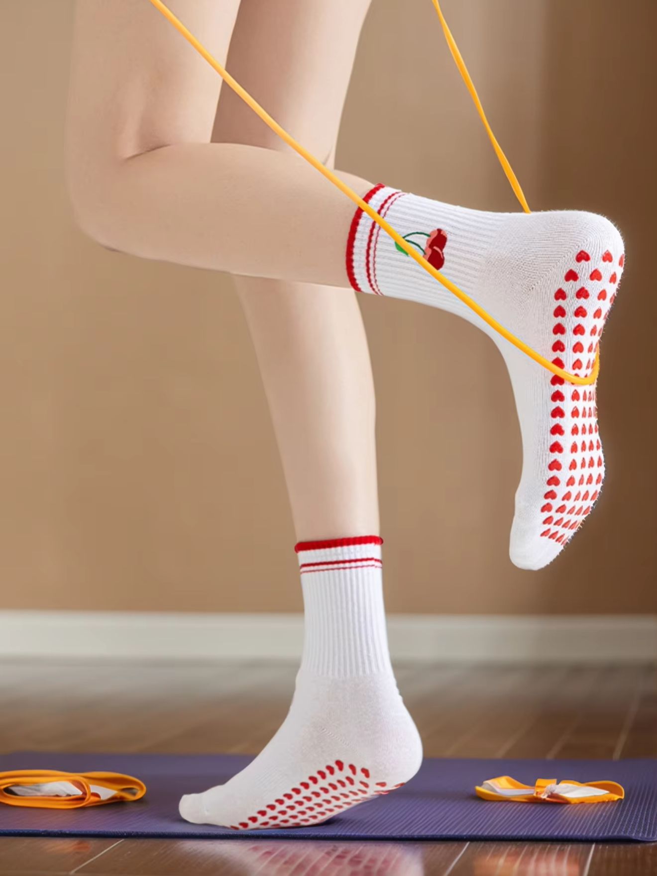 Fitness Yoga & Kickfit - 1 Pasang Kaus Kaki Yoga Profesional